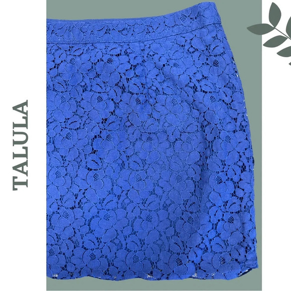 🛍️3/$40 Talula for Aritzia Royal Blue Lace
Miniskirt  Lined Side Zipper Size 6 - Picture 3 of 8